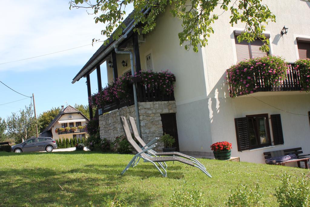 House Milan Hotel Rastovaca Bagian luar foto