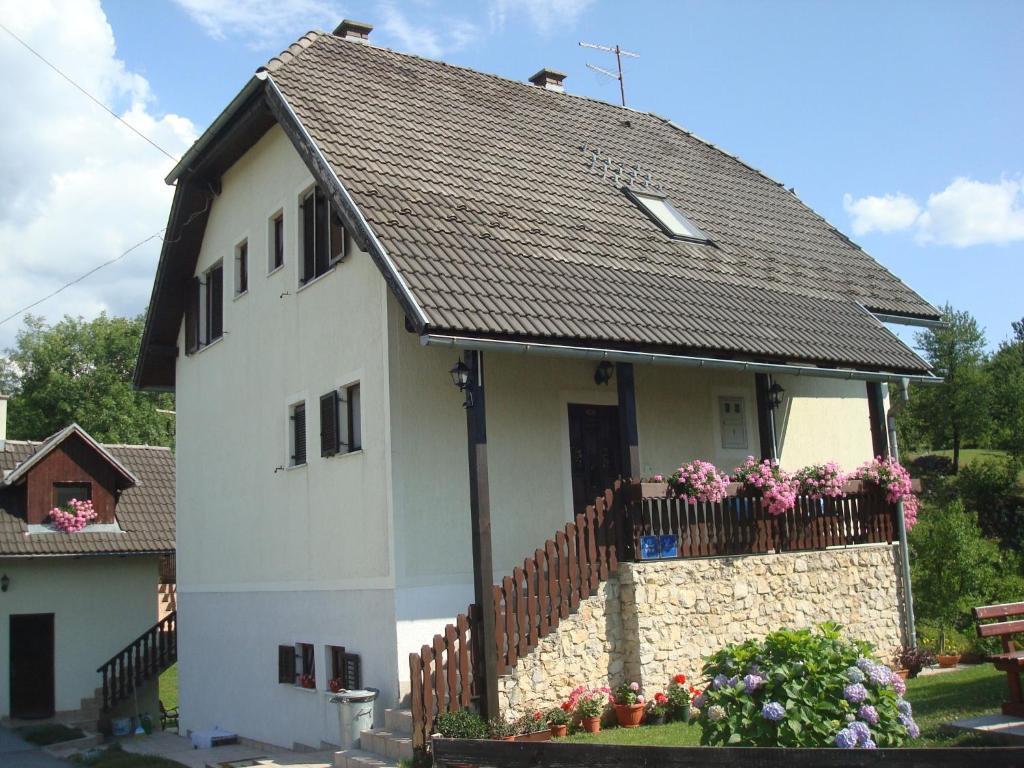 House Milan Hotel Rastovaca Bagian luar foto